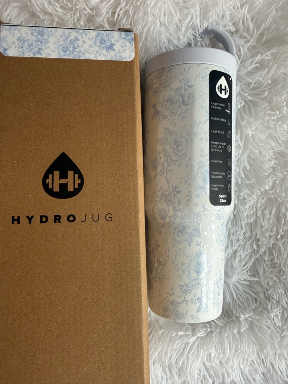 HydroJug cherish  32oz Sport Water traveler  - Pale Blue & Cream